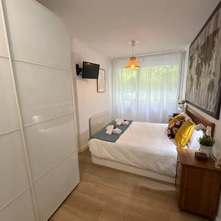 Etxie La Casa De Ebi 326 *