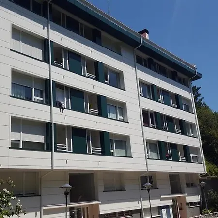 Appartement Avec 2 chambre *