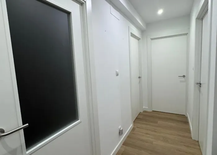 Etxie La Casa De Ebi 326 *